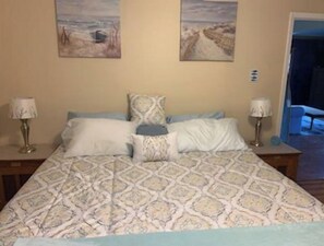 2 bedrooms, desk, iron/ironing board, travel cot