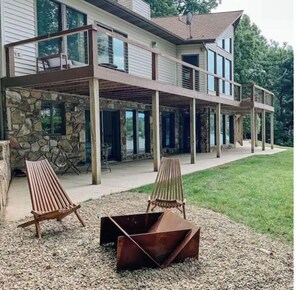 Property grounds - Fawn Times- Waterfront with dock on Norris Lake (LaFollette)