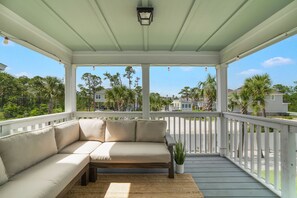Property grounds - The House @ Perdido - Gulf of Mexico /beaches /golf /2 pools / townhouse (Pensacola)