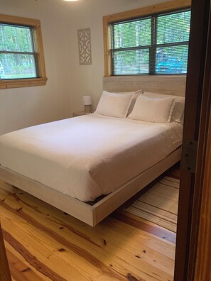 3 dormitorios, escritorio, wifi gratis y ropa de cama