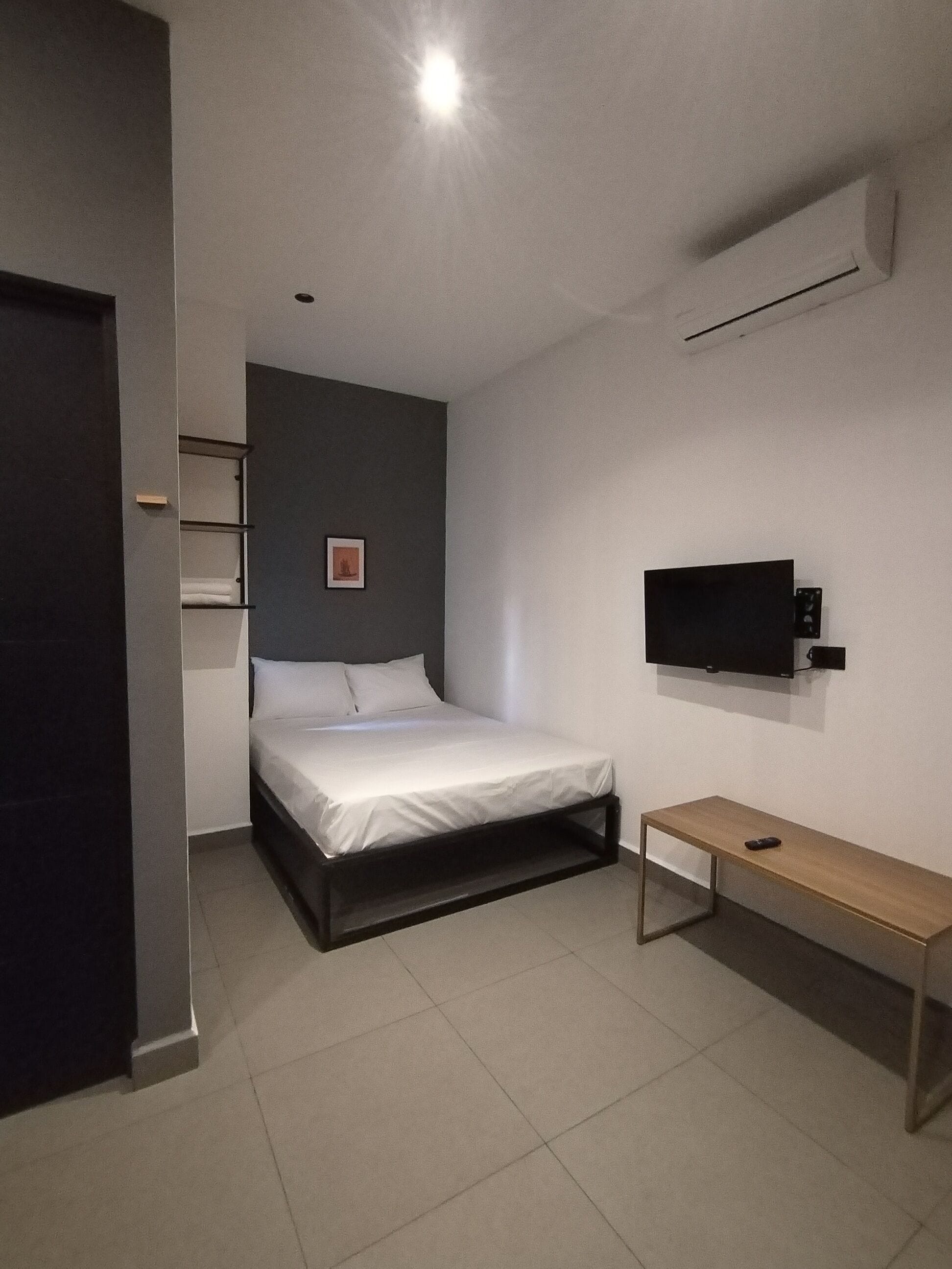 Foto - Estudios amueblados y equipados con cocineta en ubicación Céntrica MTY