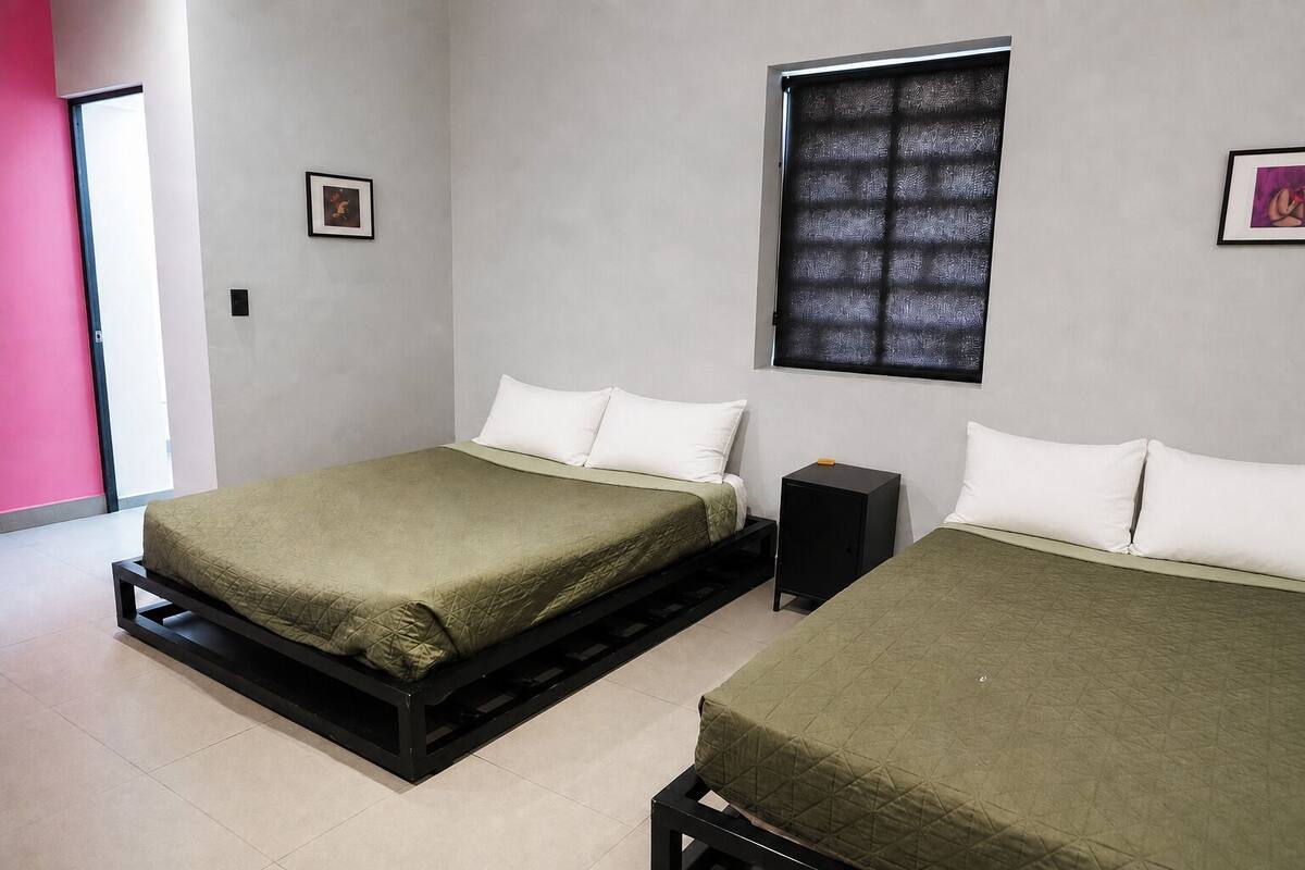 Executive Double Room, 2 Queen Beds, Kitchenette