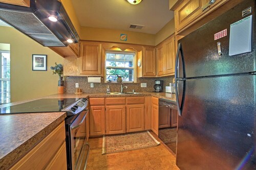 Directly on White River! Walk-in access! 1/4 mile from White Hole Access