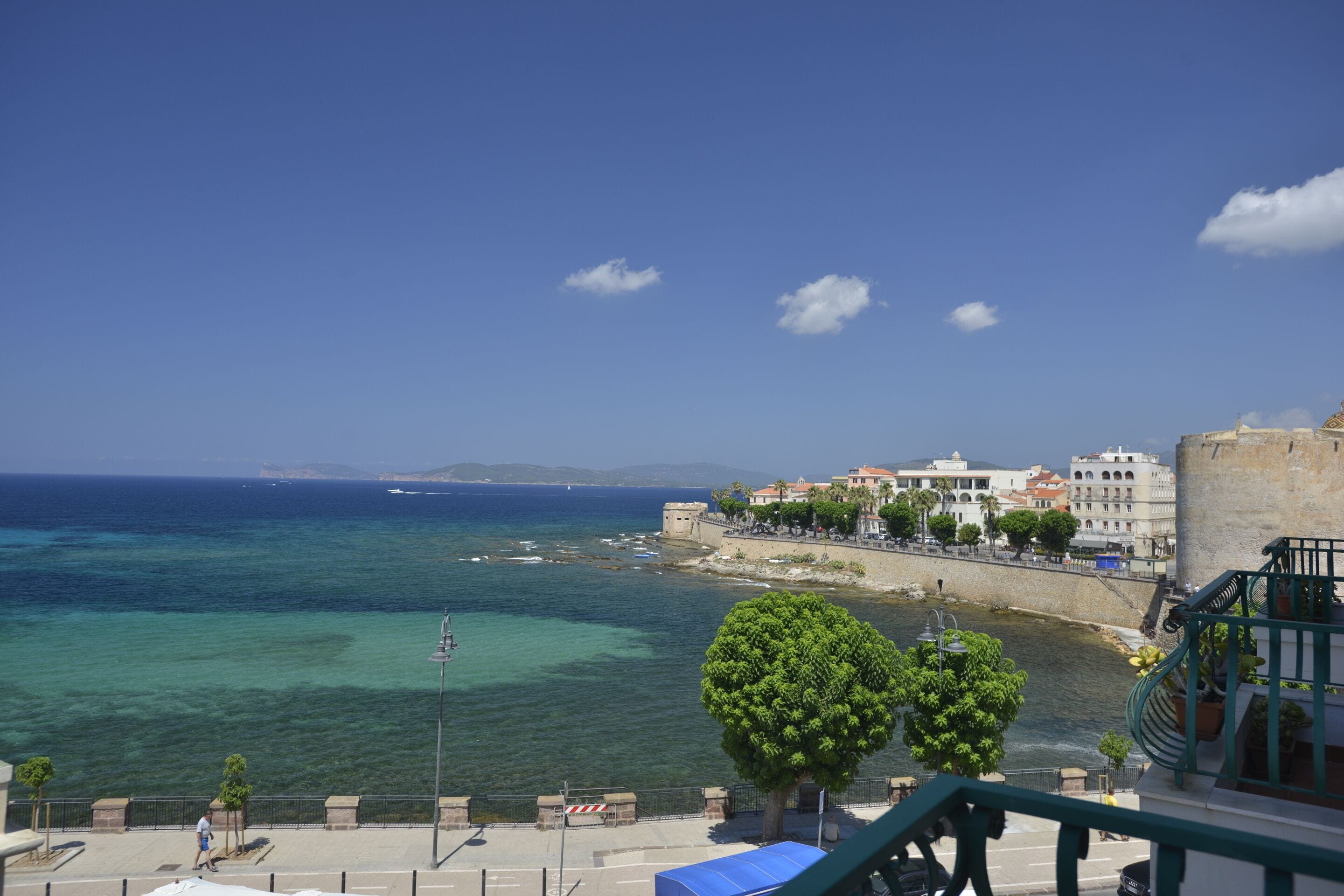 Apartamento básico, banheiro privativo (Casa Alice) | Fachada