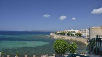 Apartamento básico, banheiro privativo (Casa Alice) | Fachada