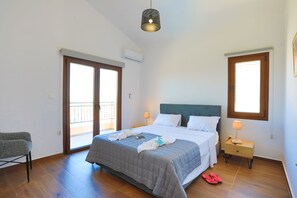 3 habitaciones, tabla de planchar con plancha, internet y ropa de cama 