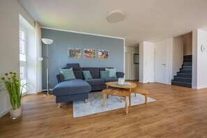 Unclassified image, 5 of 26, button - Wattperle - Wunderschöne Obergeschosswohnung in Greetsiel (Krummhörn)