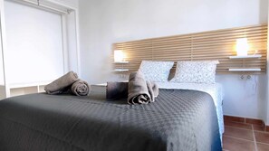 1 多间卧室、熨斗/熨衣板、免费 WiFi、床单