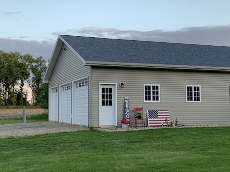 Exterior. Salt and Light Retreat for Overnight Stays in Rural South Dakota