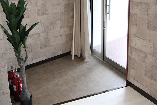 City House | 1 bedroom, laptop workspace, blackout drapes, iron/ironing board