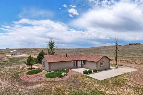 Private getaway on 38 acres of tranquility in Peyton, CO