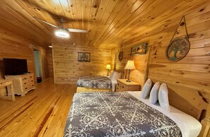 2 間睡房、熨斗/熨衫板、免費 Wi-Fi、床單