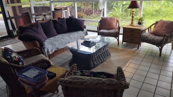 Téléviseur, livres