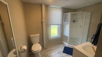 Bathtub, hair dryer