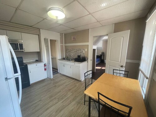 (F1) Convenient 3br Syracuse University apartment