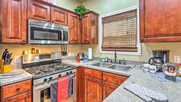 冰箱、微波炉、炉灶、洗碗机