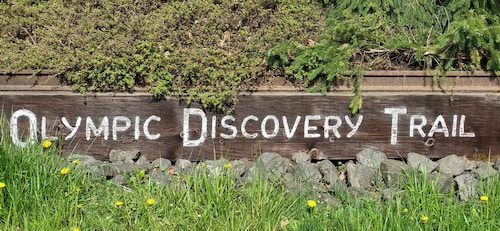 Eye-catching Home and Yard w/ Luxurious Hot Tub, Patio, and Private Trail Access