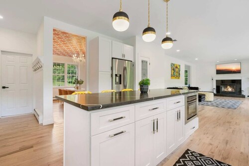 Malkita Aria | Mountainview Retreat