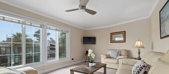 Capitola Vista #1- Dog-friendly