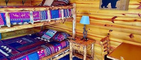 واي فاي مجانًا وملاءات أسرّة