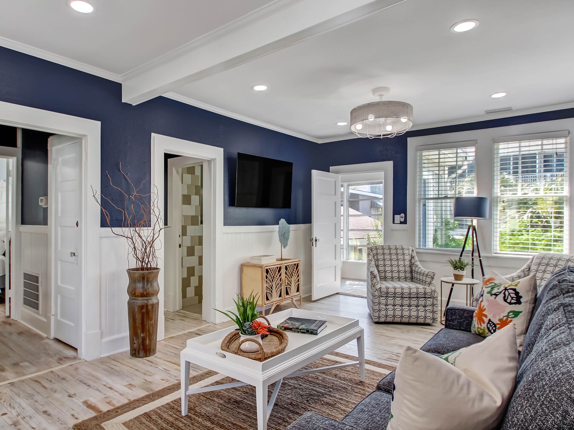 Cozy Family Home Close to the Beach Heated Pool Access By Southern Belle Tybee