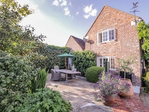 Cottage | Interior - Little Pontus (Canterbury)