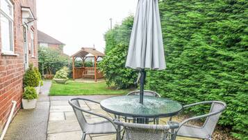Cottage | Outdoor dining