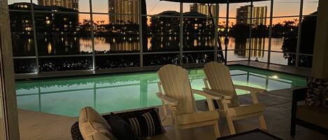 Piscina externa, piscina aquecida