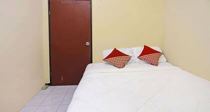 Hotel O Kartika Guest House SyariahNearPantai Stres