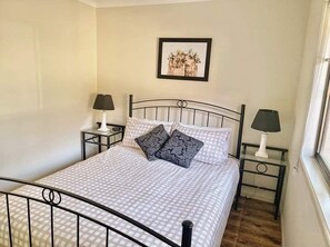 4 soveværelser, strygejern/strygebræt, sengetøj