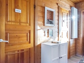 Interior - Ruokovirran mökki by Interhome (Maaninka)