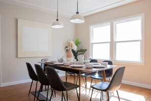 Dining - CHIC DESIGNS NEWLY REMODELED 4B/3BA (South San Francisco)