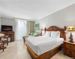 1 bedroom, in-room safe, desk, iron/ironing board