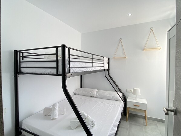1 Schlafzimmer, Bügeleisen/Bügelbrett, kostenloses WLAN, Bettwäsche