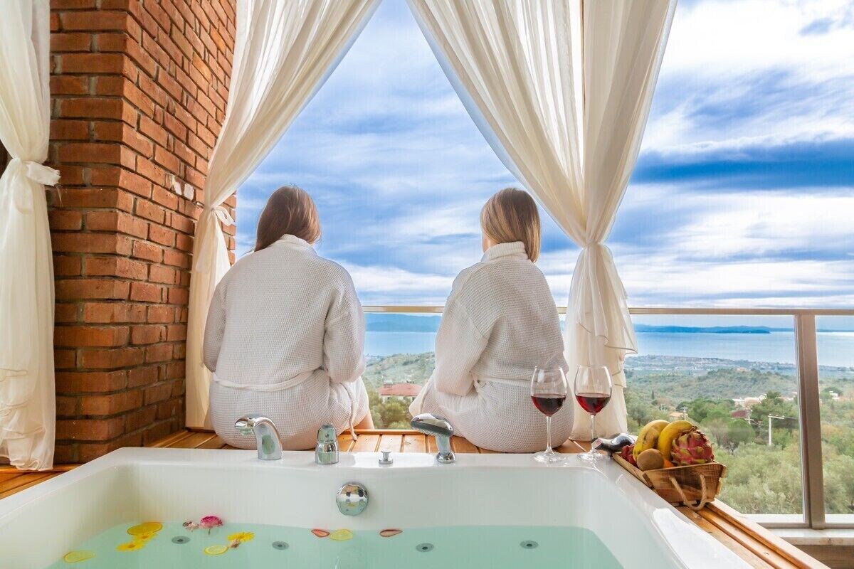 Suite With Jacuzzi