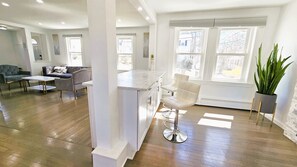 Interior - Entire House 2 Minutes to South Shore Hospital (Weymouth)