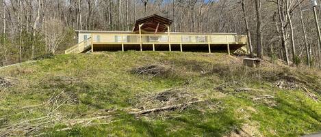 المنشأة من الخارج