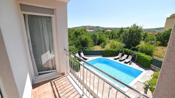 Villa (Three Bedroom Villa with Swimming poo) | Balcony