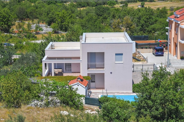 Villa (Three Bedroom Villa with Swimming poo) | Exterior