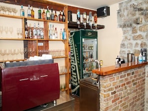 Minibar - Lav Hostel & Café (Dubrovnik)