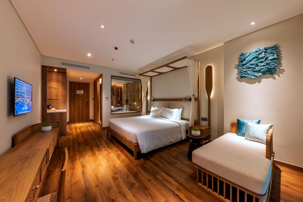 Junior Suite with One set of Afternoon Tea at VIP Lounge | 1 Schlafzimmer, Minibar, Zimmersafe, Schreibtisch