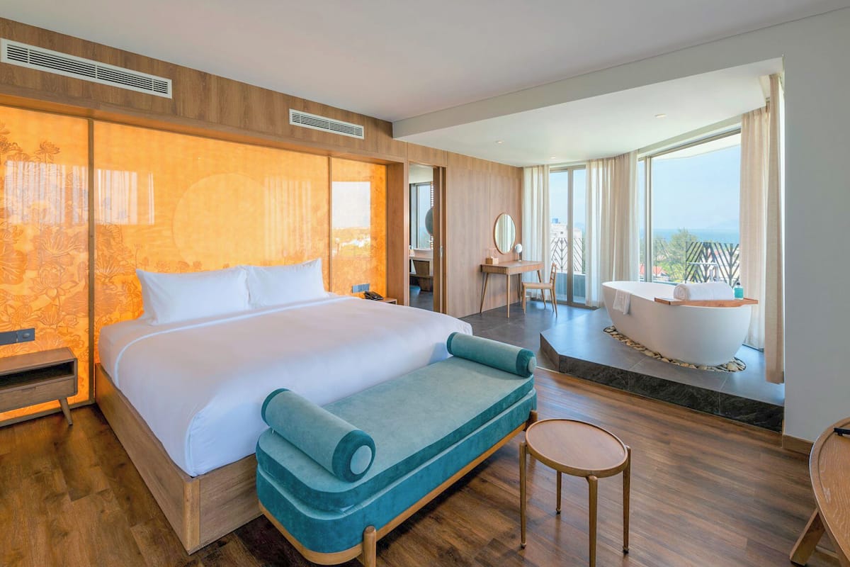 1 Schlafzimmer, Minibar, Zimmersafe, Schreibtisch