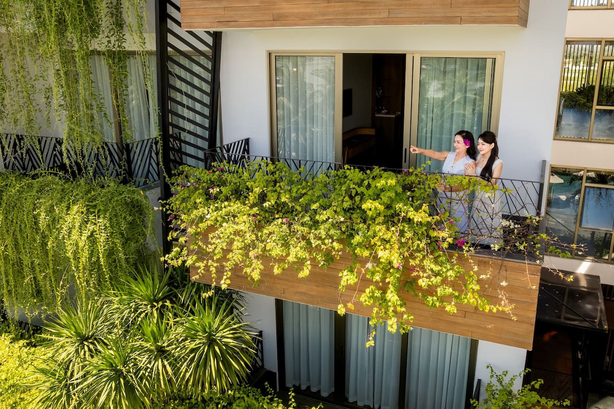 Family Suite with Daily Afternoon tea at VIP Lounge | Blick vom Balkon