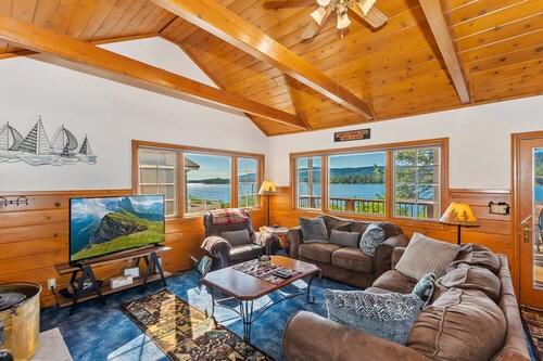 Lazy Lake by Destination Big Bear: Million Dollar Views in Fawnskin Nestled to National Forest!