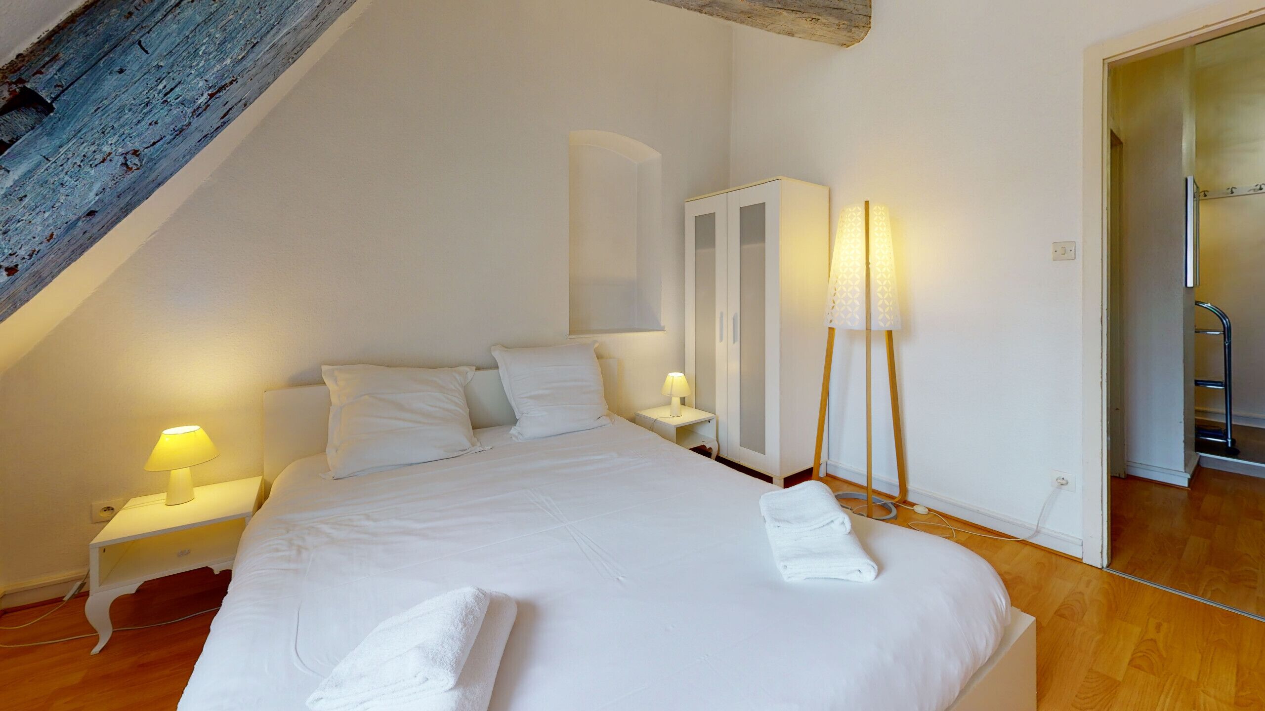 2 camere, ferro/asse da stiro, Wi-Fi gratuito, lenzuola