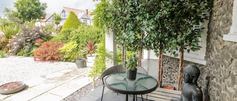 Cottage | Balcony