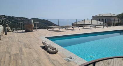 Villa T4 avec vue imprenable mer et montagne
