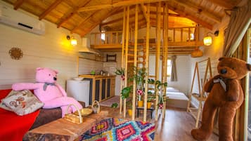 Premium Tree House | 2 bedrooms, free WiFi