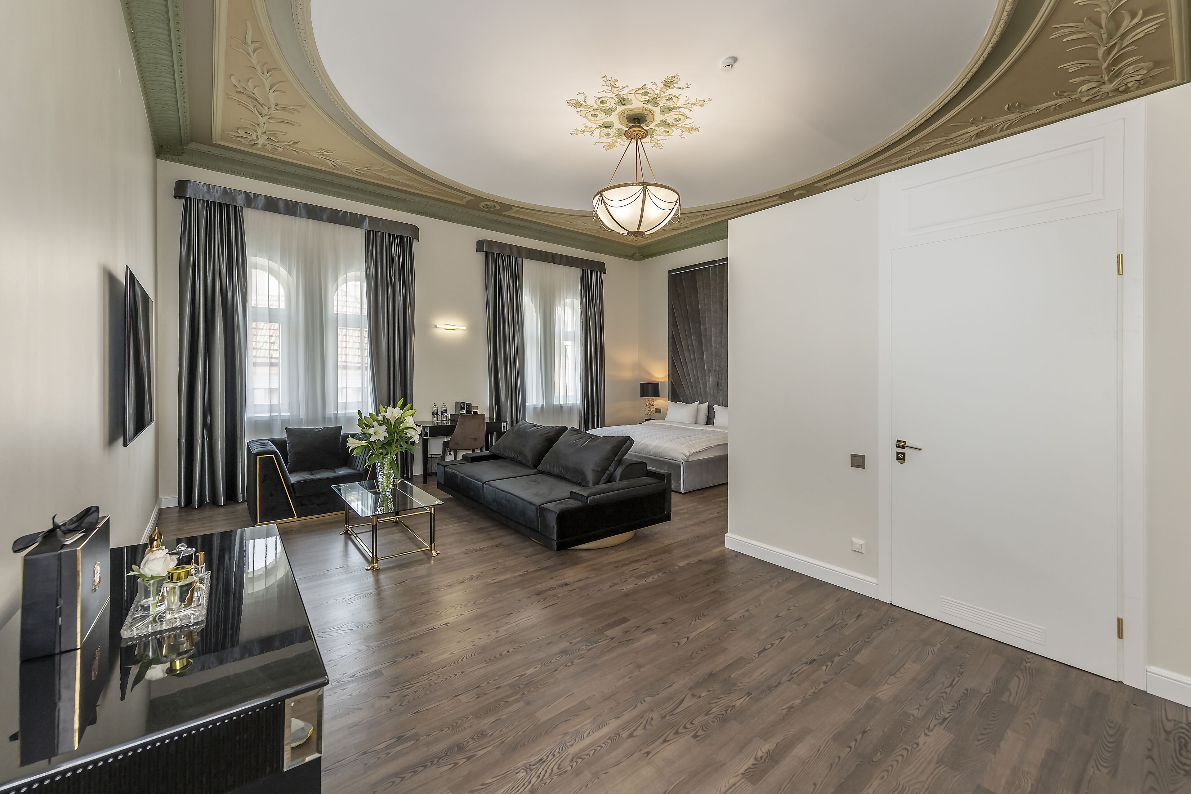 Photo - St Palace Hotel