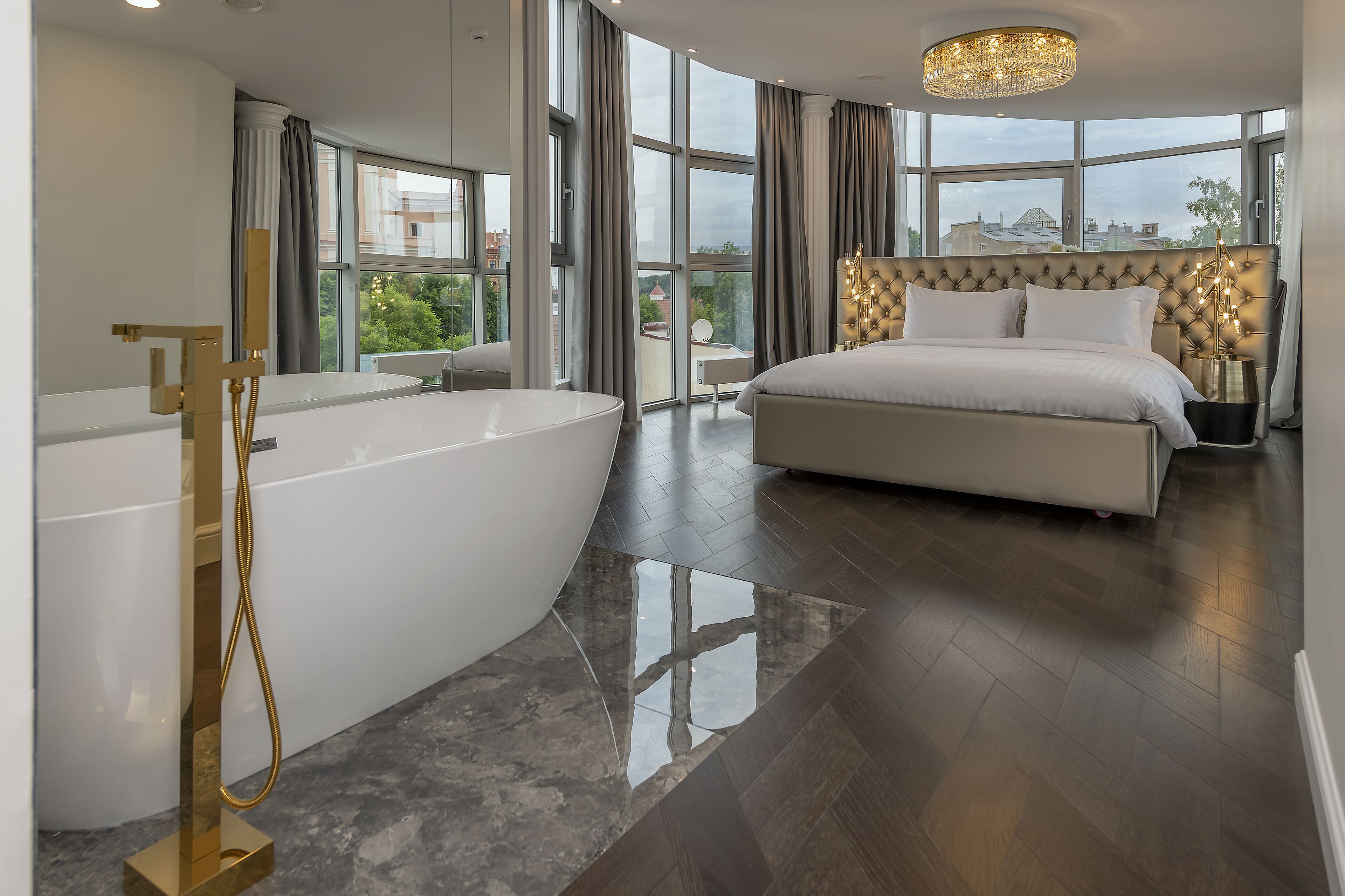 Ropa de cama hipoalergénica y minibar 